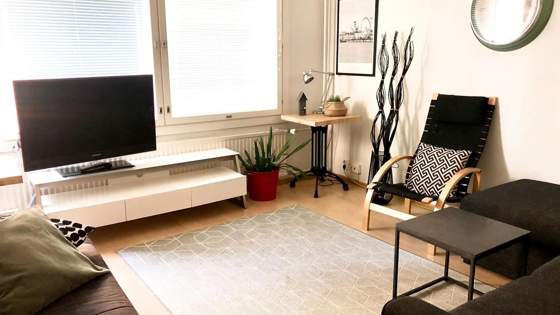 Apartment Scandinavian Home In Heart Of Helsinki 26